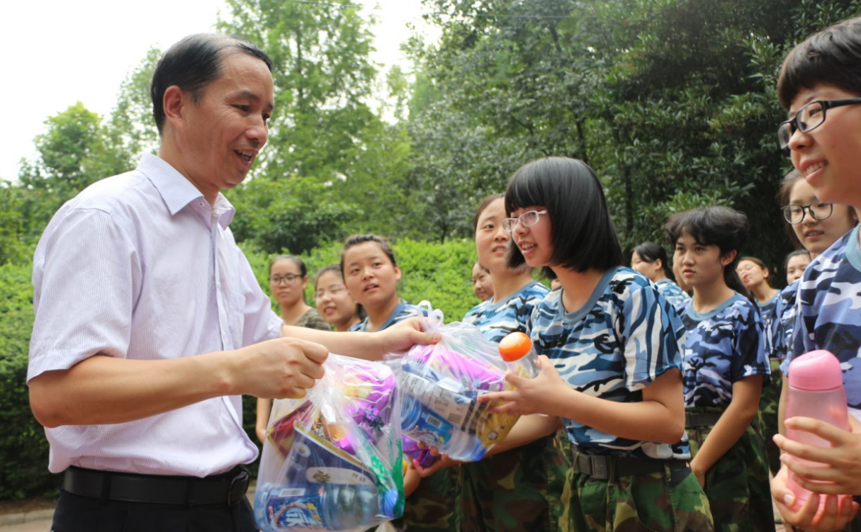 QQ截图20160821205428.png QQ截图20160821205428.png